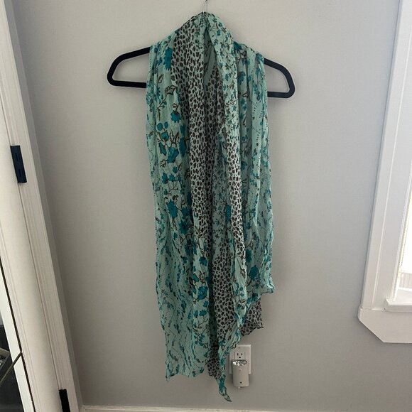 Womens Floral & Animal Print Scarf - Picture 1 of 5
